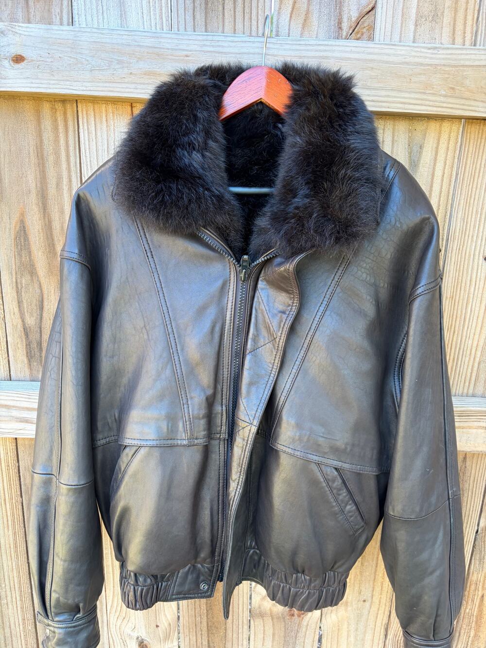 Vintage ANDREW MARC Black Bomber Jacket Fur Vest Sz Large